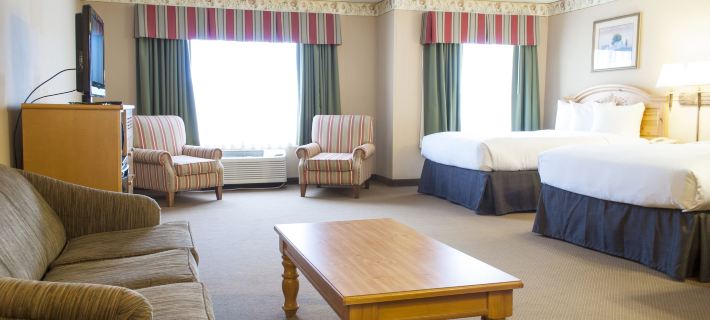 Country Inn & Suites by Radisson, Cedar Falls, IA Hotels in Cedar Falls