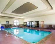 Quality Inn Columbia - Pools