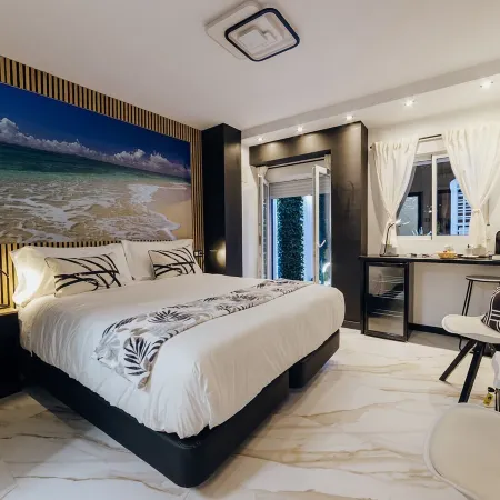 Hostal Luxury Nit I Dia