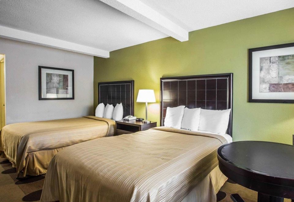Quality Inn Greenwood Hwy 25 - Housity