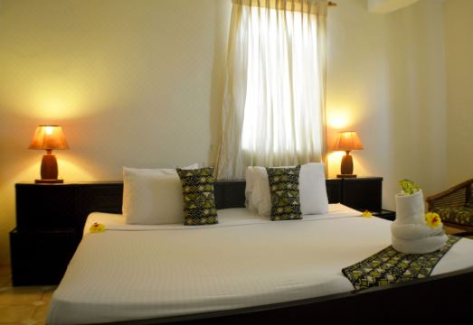 코코넛 그로브 브릿지 하우스 객실 내부