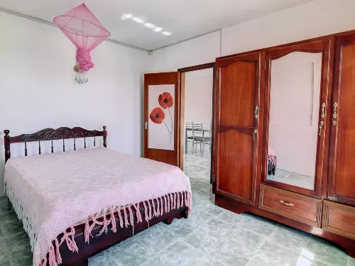 Appartement Privatif ou Location de Chambres - Villa Lotus Paradise Hotels in Calodyne