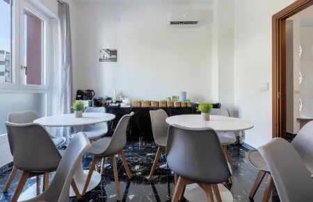 Hesa House Отели в г. Selargius