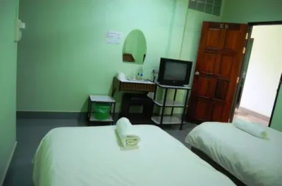 All Day Hotel Hotels in 