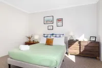 Barrys Holiday Home Your Perfect Holiday Retreat Hotels in Dunsborough