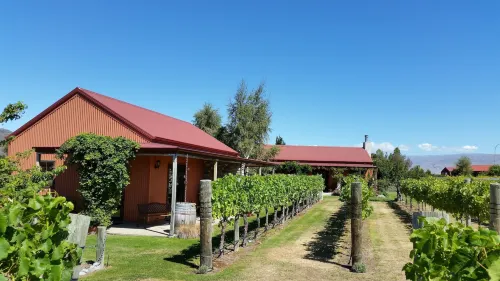 River Rock Estate Hotels in Cromwell