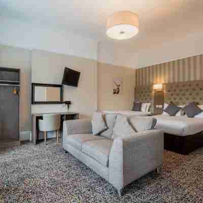 Embassy Apartments Rooms