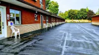 Kings Inn Midland - Motels