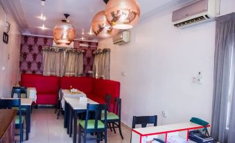 Cata Apartment Hotel and Spa
