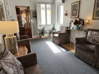 โรงแรมวิลลานี