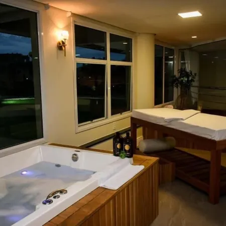 Oceania Park Hotel Spa & Convention