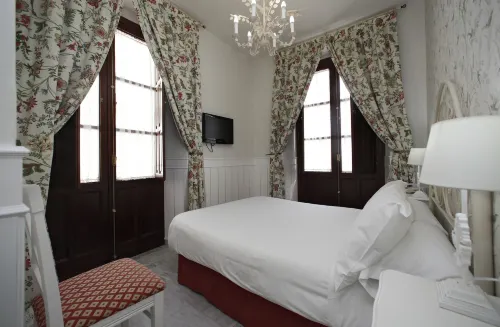 Basic Hotel Puerta de Sevilla