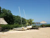 Seaside Chateau Resort - Beach