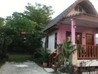 Baan Bangwua Resort Hotels in 
