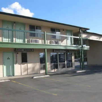 Sunrise Inn Отели в г. Эверетт