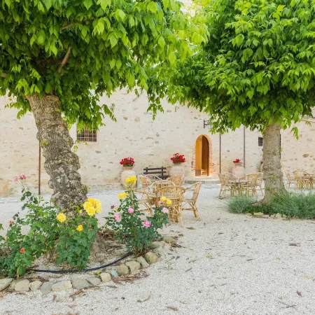 Borgo Colognola - Dimora Storica