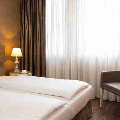 Victor's Residenz-Hotel Saarlouis Rooms