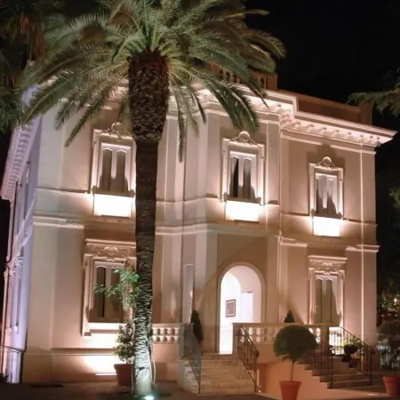 Hotel Flora