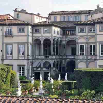 Best Western Grand Hotel Guinigi Hotel Exterior