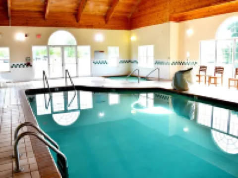 カントリー イン リバー フォールズ リバー・フォールズのホテル