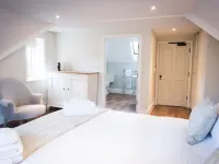 The Fox Hotels in Crawley