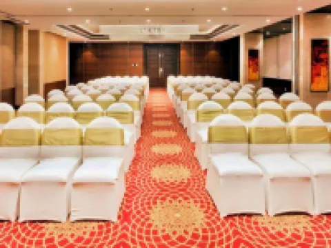 Lemon Tree Hotel Lucknow Hotels in Lucknow