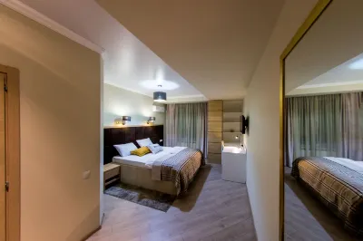 Mon Ami Villa