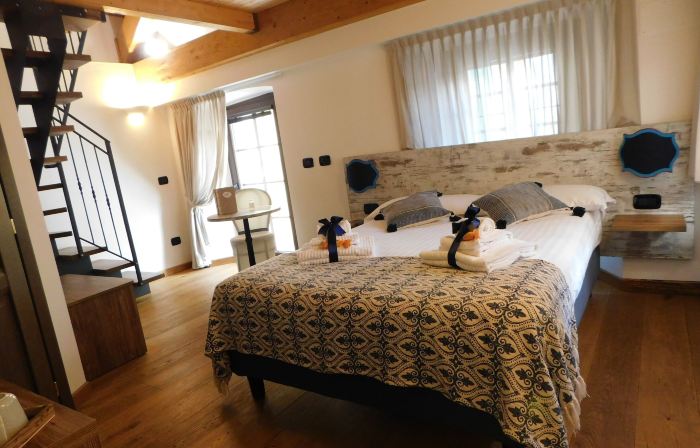 NicoMat Rooms