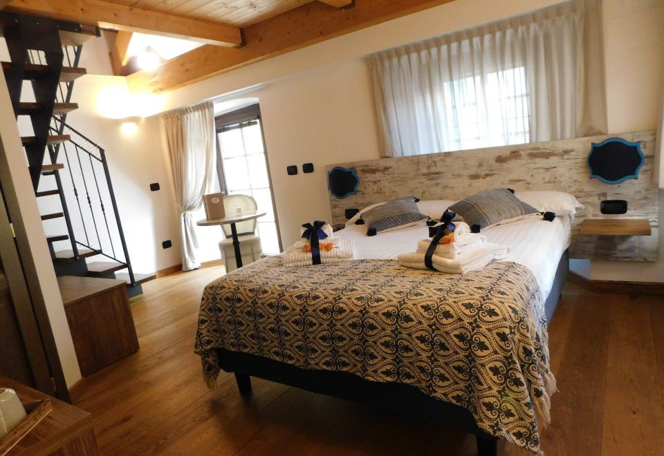 NicoMat Rooms - Housity
