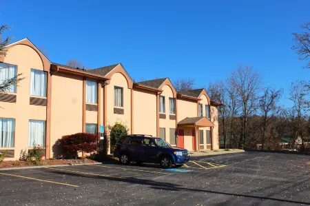 Bristol Arcadia Inn Отели в г. Бристоль