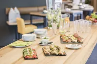 JUFA Hotel Laterns - Frühstück