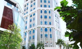 Holiday 2 Hotel