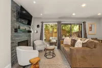 Quaint 2-Bedroom Condo, Short Walk to Downtown Ketchum, Near River Run Ski Lodge