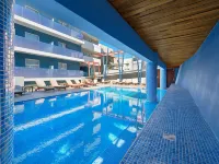 Semiramis City Hotel Hotels near شاطئ إيلي