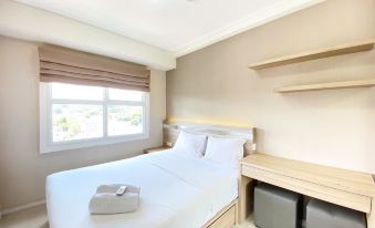 Cozy and Clean 1Br Apartment at Parahyangan Residence