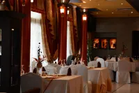 Diplomat Plaza Hotel & Resort - breakfast