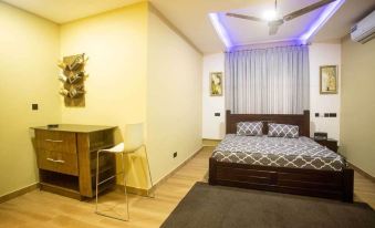 Js Way Apartments and Executive Hotel