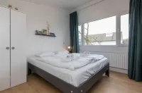 Holiday Home in Nieuwvliet Near Beach