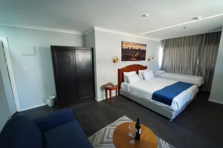 Spirit of Herzl Hotel