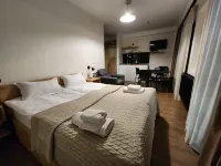 Walk to Ski Lift-1Br-Studio-Balcony-Parking Hotels in 