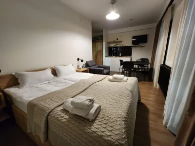 Walk to Ski Lift-1Br-Studio-Balcony-Parking