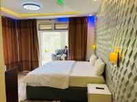 Emerald Villa Cafe & Restaurant Hotels in 