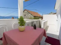 Beachfront Apartments Andrijević - 2-Star