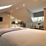 Signature - Linden Cottage Room 3