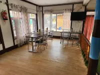New Relax Inn