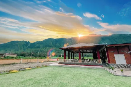 Simangande View & Resto By Helocus