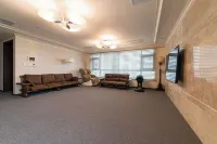 Big Party House Up to 30 people available