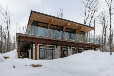 Chalet Berg-Haus by Tremblant Platinum Các khách sạn gần Vertigo hiking trail Mont Tremblant