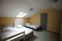 Ostal Scrignac - Gîte d'étape de la Gare Hotels in Carhaix-Plouguer