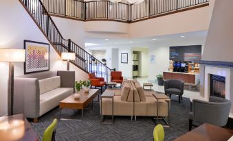 Holiday Inn Express & Suites Arcata/Eureka-Airport Area